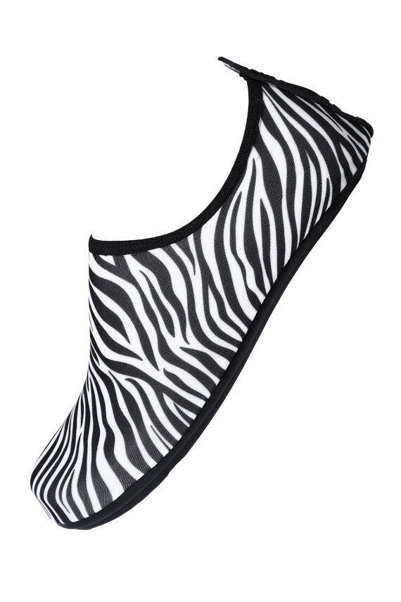 Zebra Desenli Kaymaz Tabanlı Esnek Hafif Kadın Havuz Plaj Deniz Ayakkabısı - 3